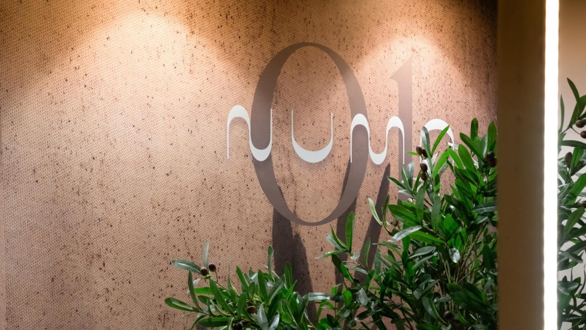 Num Suites & Lofts Атина Екстериор снимка