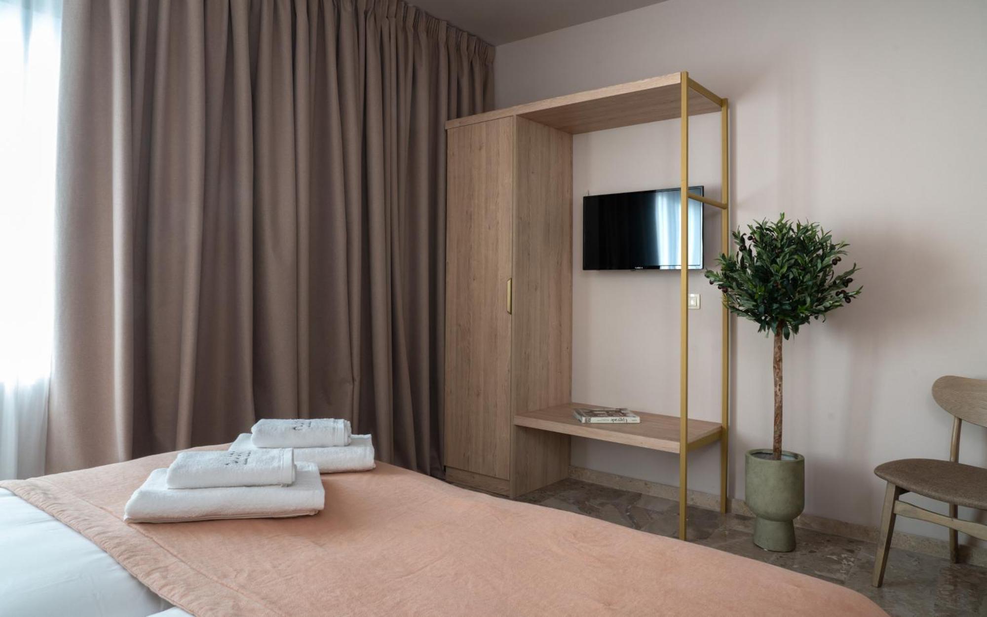Num Suites & Lofts Атина Екстериор снимка