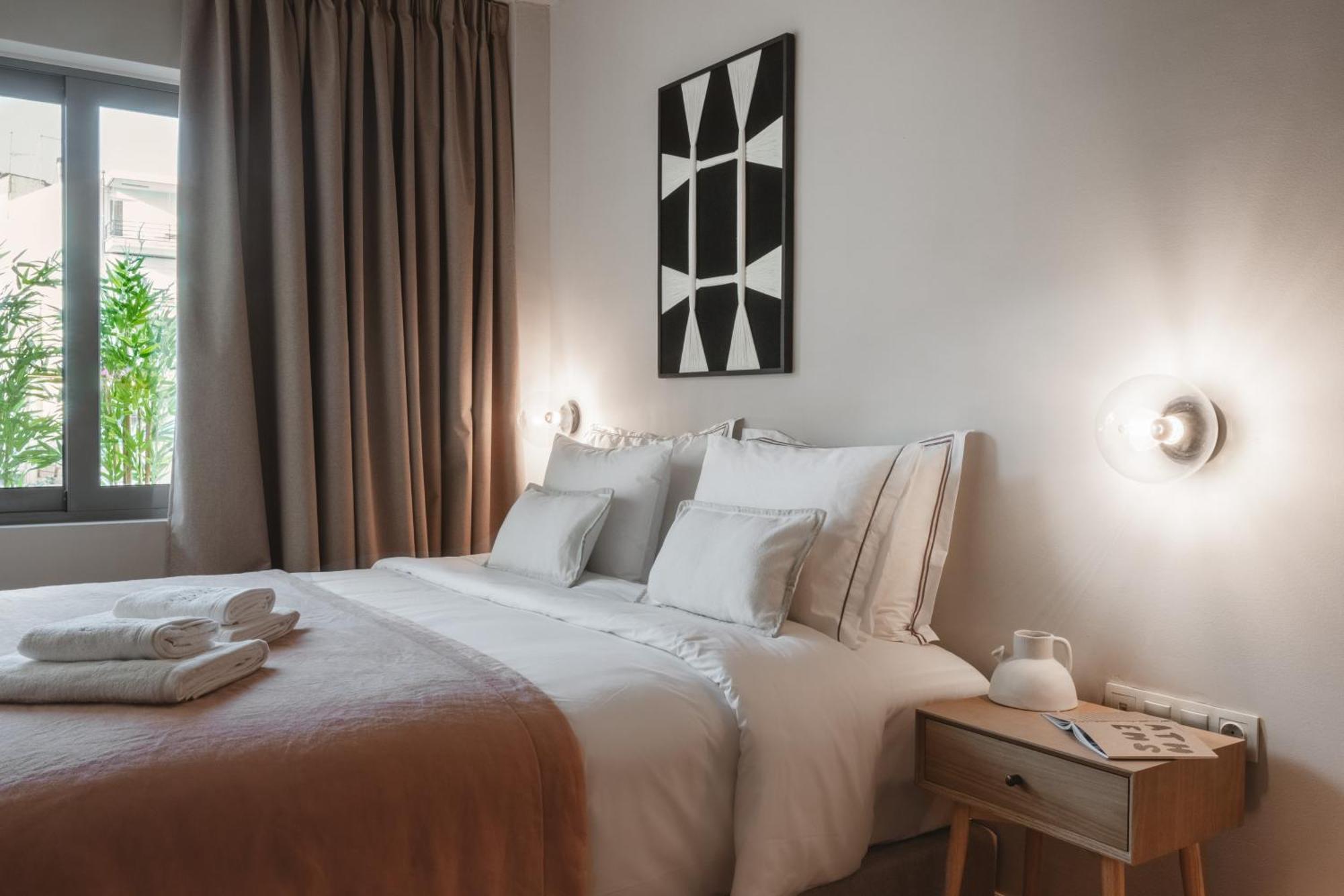 Num Suites & Lofts Атина Екстериор снимка