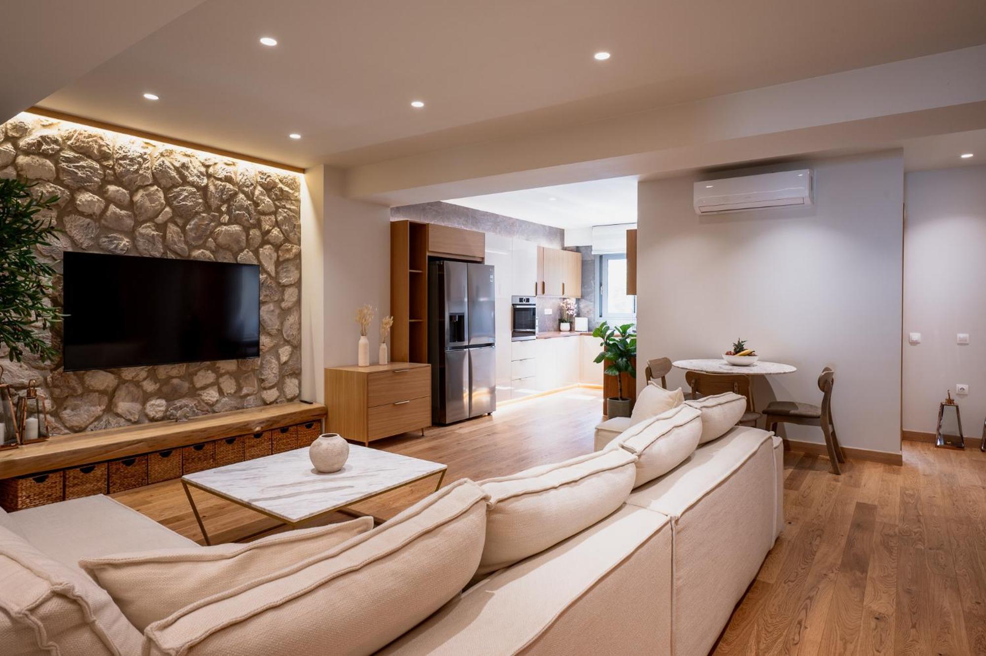 Num Suites & Lofts Атина Екстериор снимка
